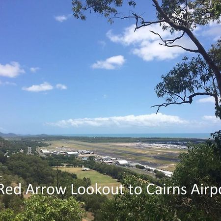 Edge Hill Clean & Green Cairns, 7 Minutes From The Airport, 7 Minutes To Cairns Cbd & Reef Fleet Terminal Buitenkant foto