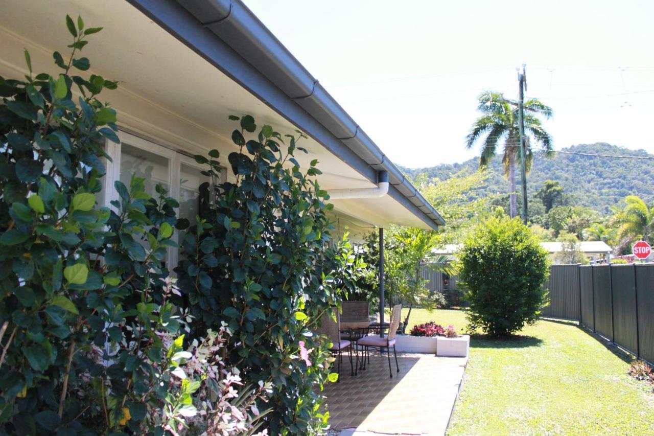 Edge Hill Clean & Green Cairns, 7 Minutes From The Airport, 7 Minutes To Cairns Cbd & Reef Fleet Terminal Buitenkant foto