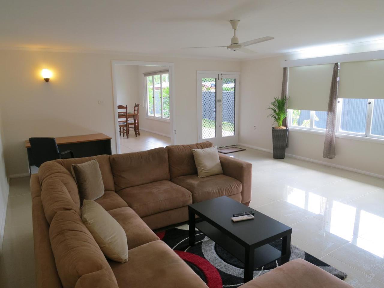 Edge Hill Clean & Green Cairns, 7 Minutes From The Airport, 7 Minutes To Cairns Cbd & Reef Fleet Terminal Buitenkant foto